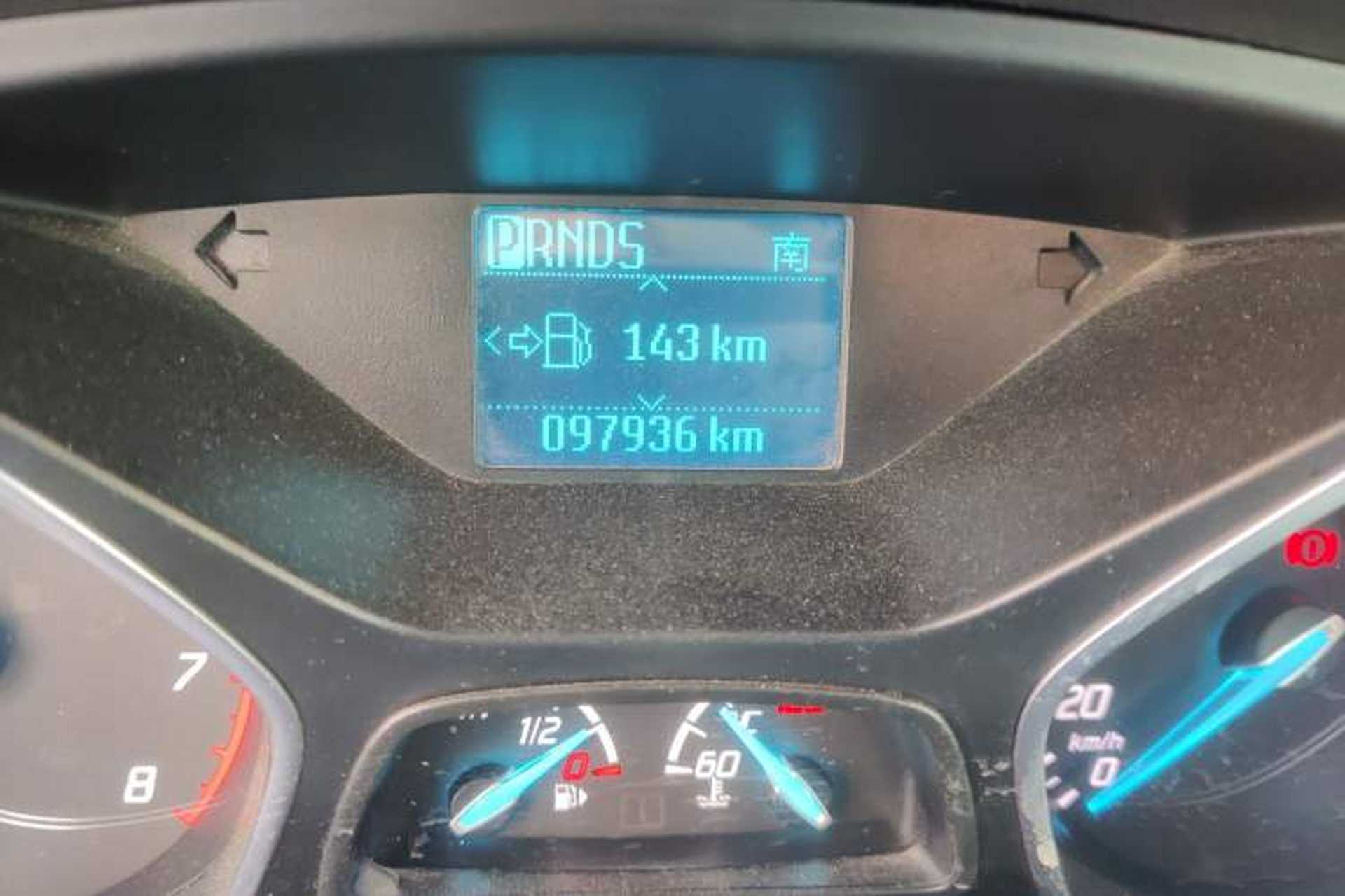 Used Ford Kuga 2015 1.5L GTDi Two-Wheel Drive Fashion Edition Odometer Close Up