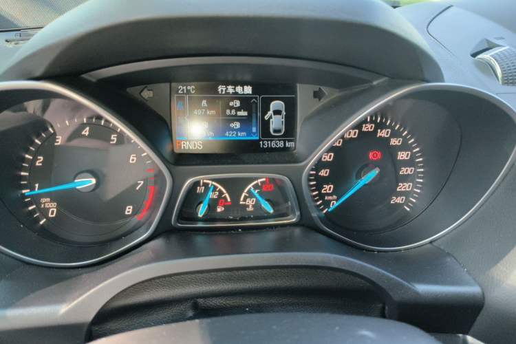 Used Ford Kuga 2015 1.5L GTDi Four-Wheel-Drive Elite Model Odometer Close Up