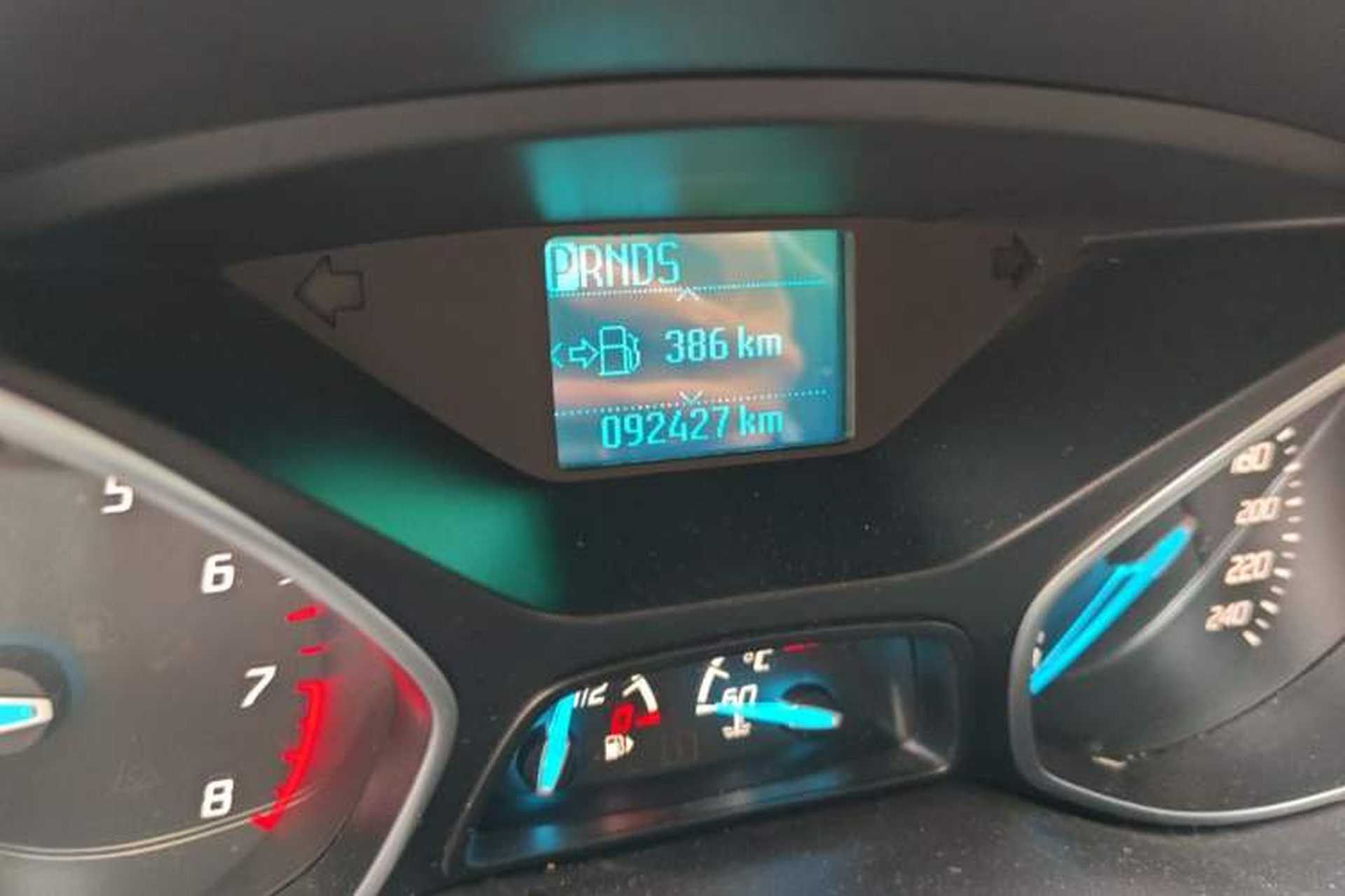 Used Ford Kuga 2015 1.5L GTDi Two-Wheel-Drive Comfort Model Odometer Close Up