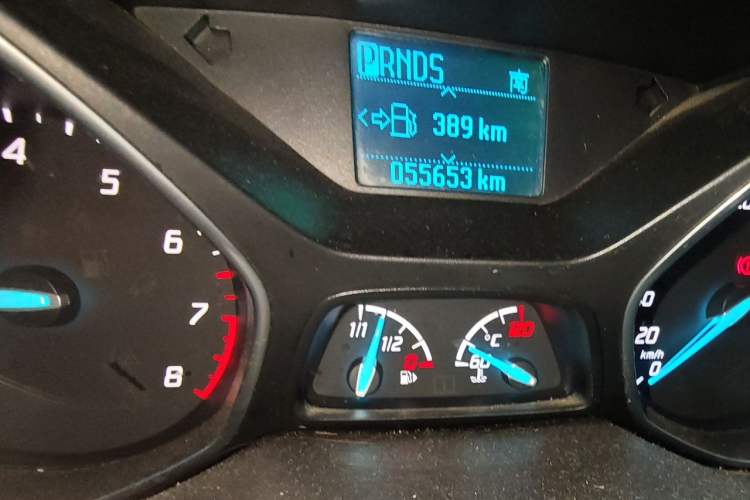 Used Ford Kuga 2015 1.5L GTDi Two-Wheel Drive Fashion Edition Odometer Close Up