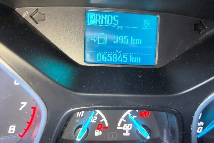 Used Ford Kuga 2015 1.5L GTDi Two-Wheel Drive Fashion Edition Odometer Close Up