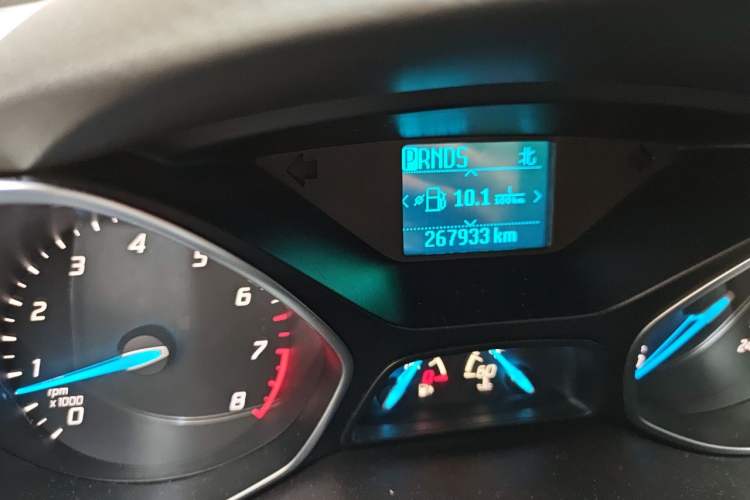 Used Ford Kuga 2015 1.5L GTDi Two-Wheel Drive Fashion Edition Odometer Close Up