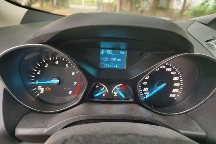Used Ford Kuga 2015 1.5L GTDi Two-Wheel Drive Fashion Edition Odometer Close Up