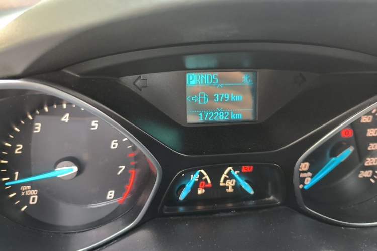 Used Ford Kuga 2015 1.5L GTDi Two-Wheel Drive Fashion Edition Odometer Close Up