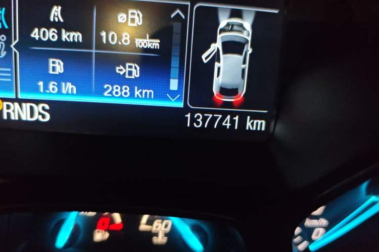 Used Ford Kuga 2015 1.5L GTDi Four-Wheel-Drive Elite Model Odometer Close Up