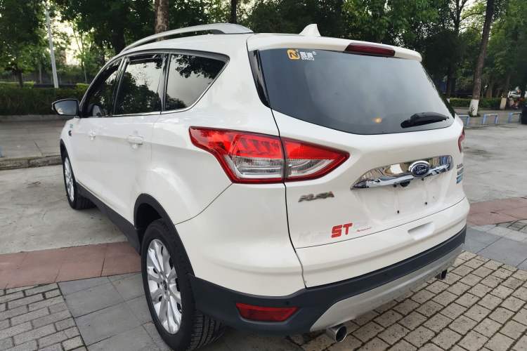 Used Ford Kuga 2015 1.5L GTDi Two-Wheel Drive Fashion Edition Rear Left 45 Deg