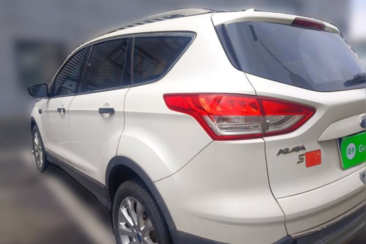 Used Ford Kuga 2015 1.5L GTDi Two-Wheel-Drive Comfort Model Rear Left 45 Deg
