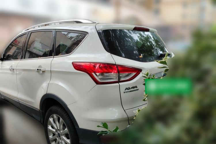 Used Ford Kuga 2015 2.0L GTDi Four-Wheel-Drive Sport Model Rear Left 45 Deg