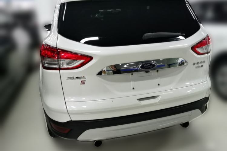 Used Ford Kuga 2015 2.0L GTDi Four-Wheel-Drive Sport Model Rear Left 45 Deg