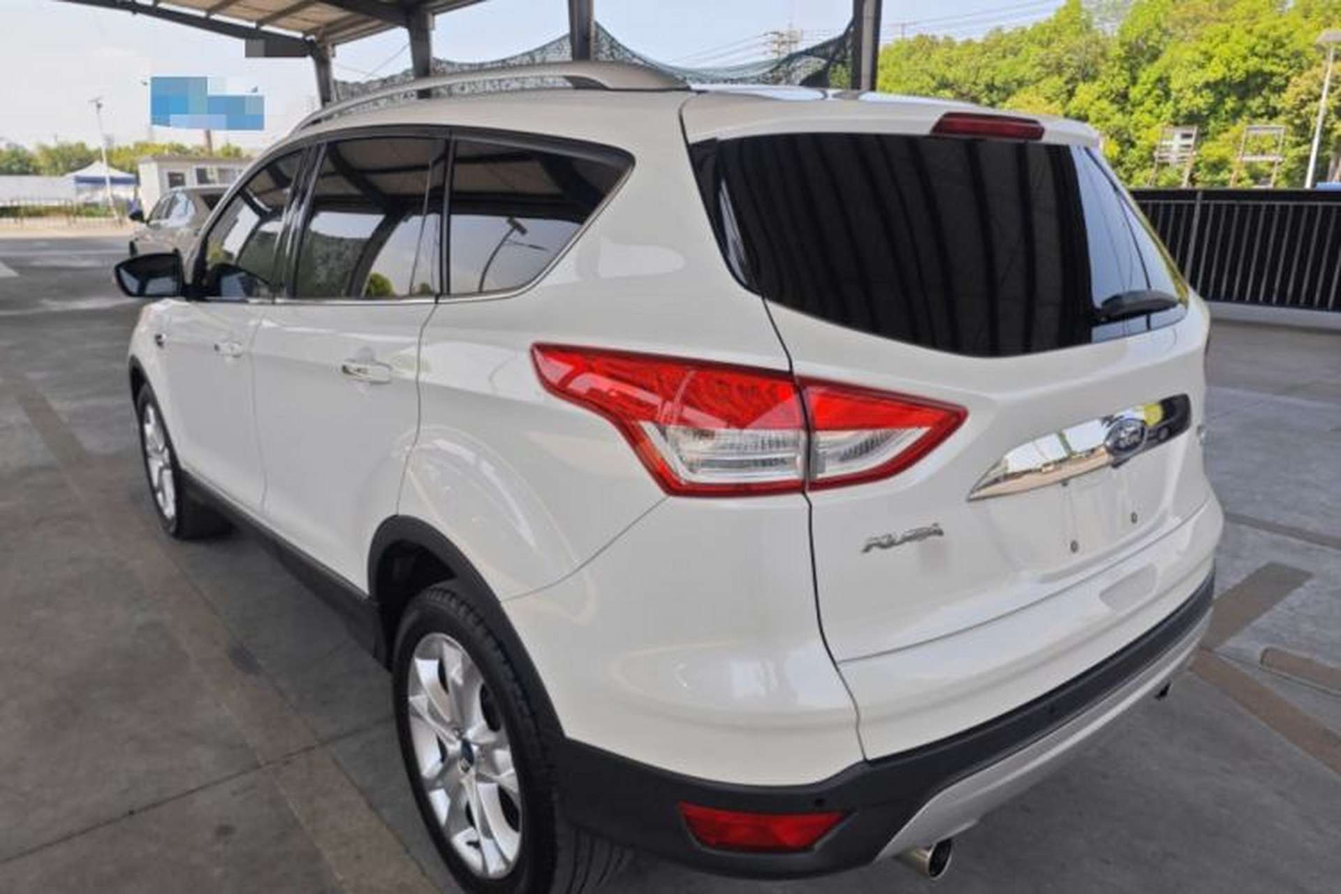 Used Ford Kuga 2015 2.0L GTDi Four-Wheel-Drive Sport Model Rear Left 45 Deg