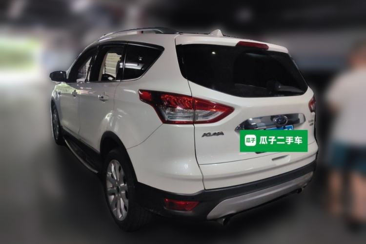 Used Ford Kuga 2015 1.5L GTDi Four-Wheel-Drive Elite Model Rear Left 45 Deg