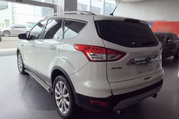 Used Ford Kuga 2015 1.5L GTDi Four-Wheel-Drive Elite Model Rear Left 45 Deg