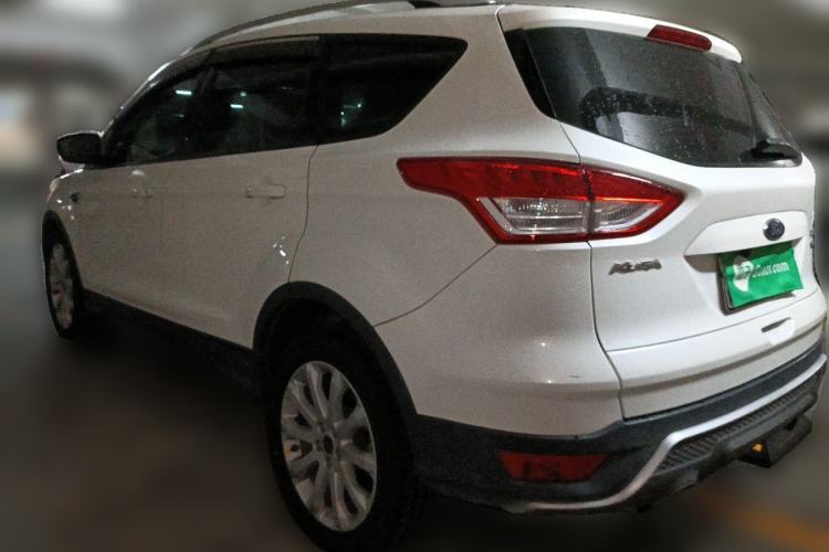 Used Ford Kuga 2015 1.5L GTDi Two-Wheel-Drive Comfort Model Rear Left 45 Deg