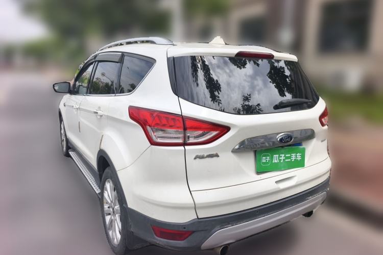 Used Ford Kuga 2015 1.5L GTDi Four-Wheel-Drive Elite Model Rear Left 45 Deg