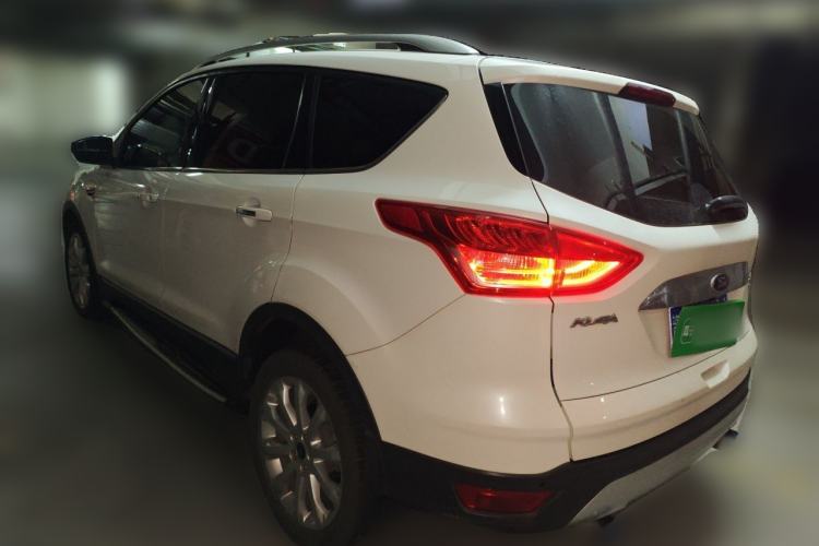 Used Ford Kuga 2015 1.5L GTDi Four-Wheel-Drive Elite Model Rear Left 45 Deg