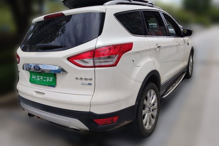 Used Ford Kuga 2015 1.5L GTDi Four-Wheel-Drive Elite Model Rear Right 45 Deg