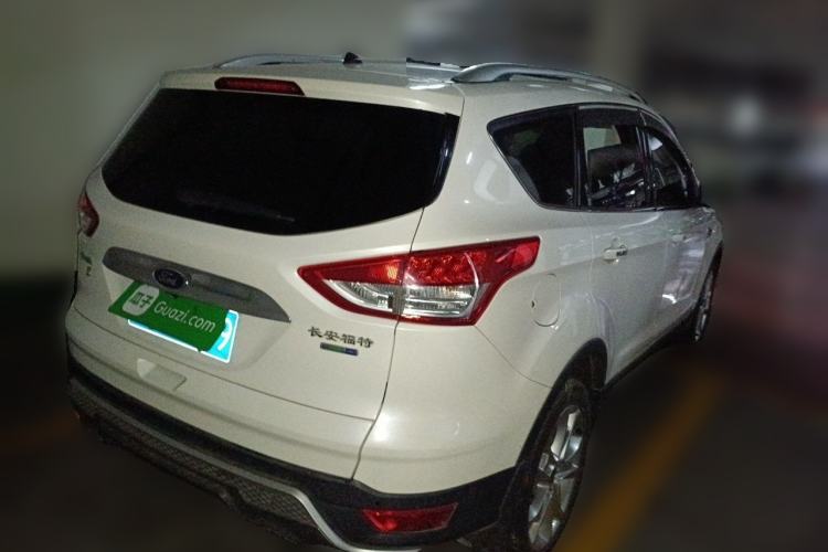 Used Ford Kuga 2015 2.0L GTDi Four-Wheel-Drive Sport Model Rear Right 45 Deg