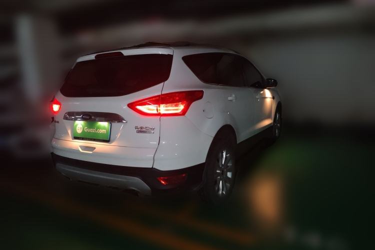 Used Ford Kuga 2015 1.5L GTDi Two-Wheel Drive Fashion Edition Rear Right 45 Deg