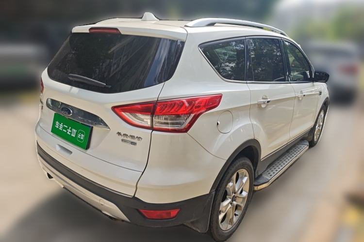Used Ford Kuga 2015 2.0L GTDi Four-Wheel-Drive Sport Model Rear Right 45 Deg