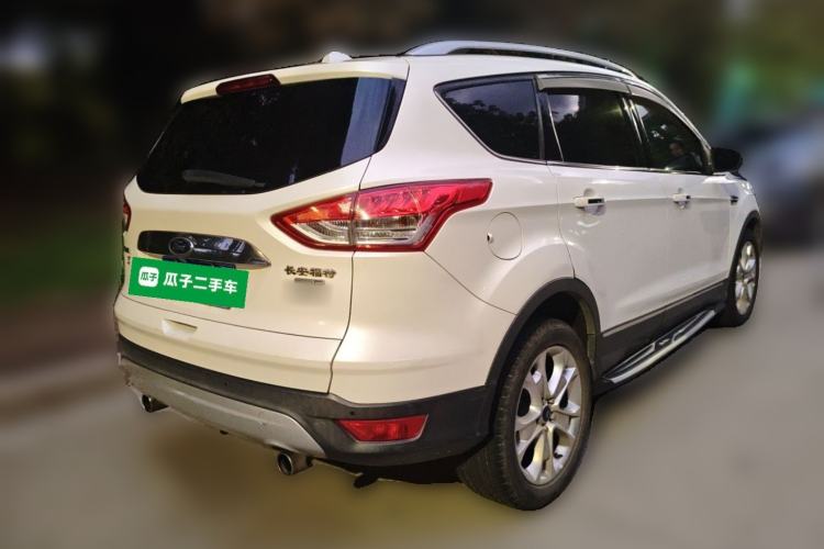 Used Ford Kuga 2015 2.0L GTDi Four-Wheel-Drive Sport Model Rear Right 45 Deg
