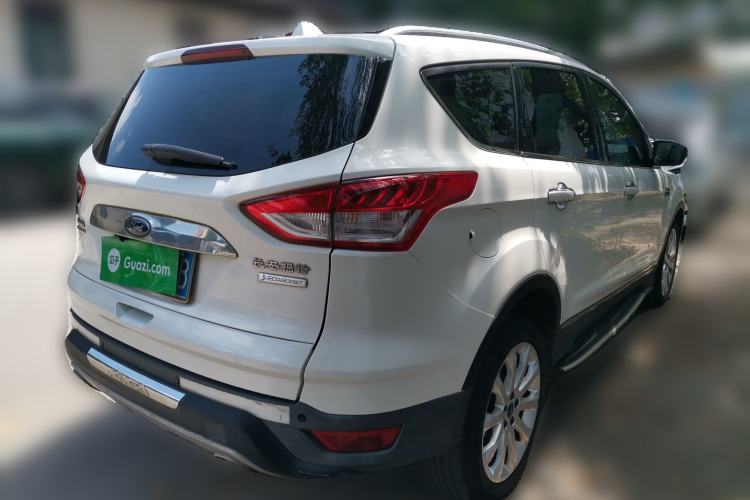 Used Ford Kuga 2015 1.5L GTDi Two-Wheel-Drive Comfort Model Rear Right 45 Deg