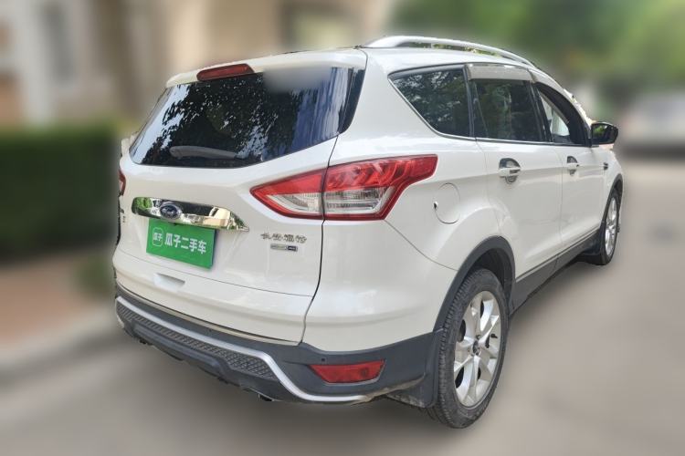 Used Ford Kuga 2015 2.0L GTDi Four-Wheel-Drive Sport Model Rear Right 45 Deg