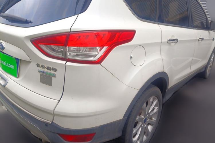 Used Ford Kuga 2015 1.5L GTDi Two-Wheel-Drive Comfort Model Rear Right 45 Deg