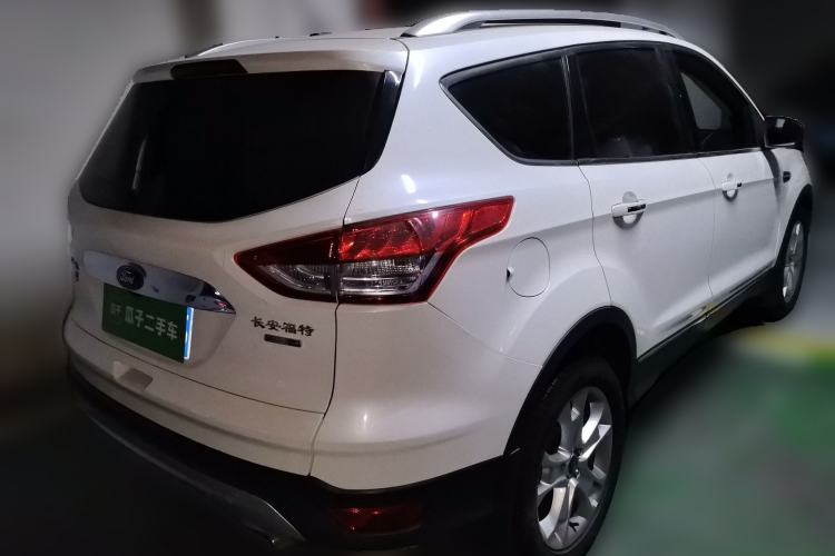 Used Ford Kuga 2015 2.0L GTDi Four-Wheel-Drive Sport Model Rear Right 45 Deg