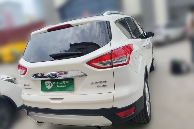 Used Ford Kuga 2015 2.0L GTDi Four-Wheel-Drive Sport Model Rear Right 45 Deg