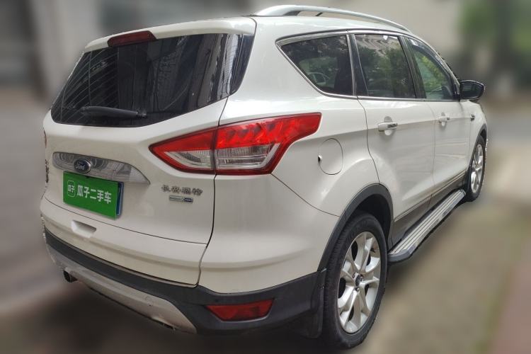 Used Ford Kuga 2015 2.0L GTDi Four-Wheel-Drive Sport Model Rear Right 45 Deg