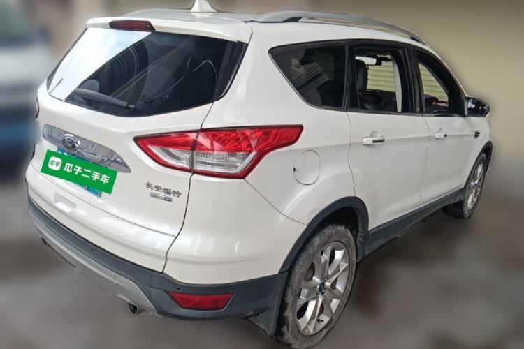 Used Ford Kuga 2015 2.0L GTDi Four-Wheel-Drive Sport Model Rear Right 45 Deg