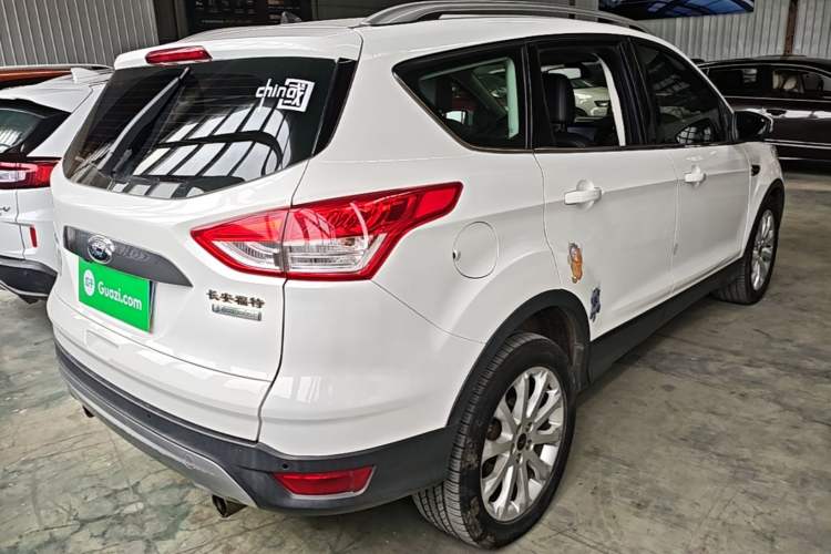Used Ford Kuga 2015 1.5L GTDi Two-Wheel Drive Fashion Edition Rear Right 45 Deg