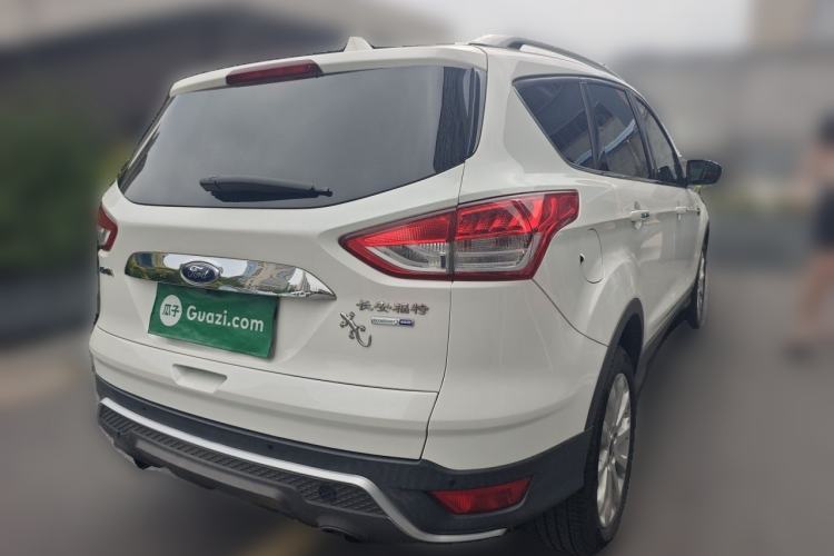 Used Ford Kuga 2015 1.5L GTDi Four-Wheel-Drive Elite Model Rear Right 45 Deg
