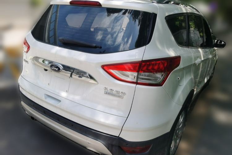 Used Ford Kuga 2015 1.5L GTDi Two-Wheel-Drive Comfort Model Rear Right 45 Deg