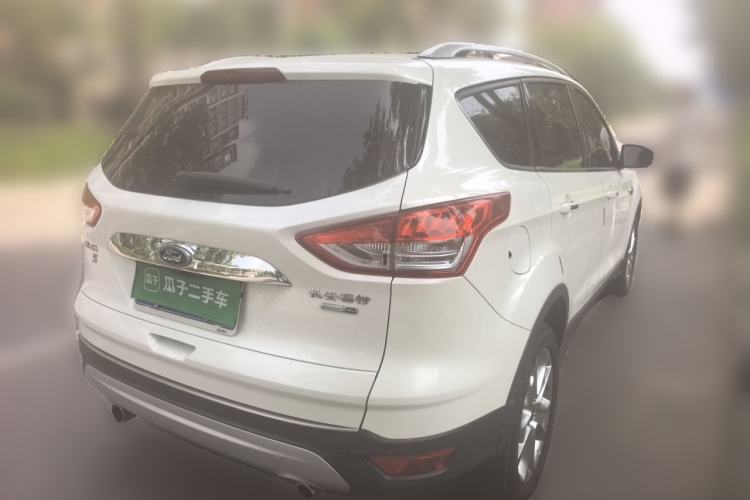 Used Ford Kuga 2015 2.0L GTDi Four-Wheel-Drive Sport Model Rear Right 45 Deg
