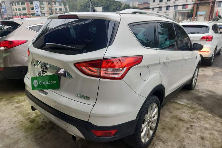 Used Ford Kuga 2015 1.5L GTDi Two-Wheel Drive Fashion Edition Rear Right 45 Deg