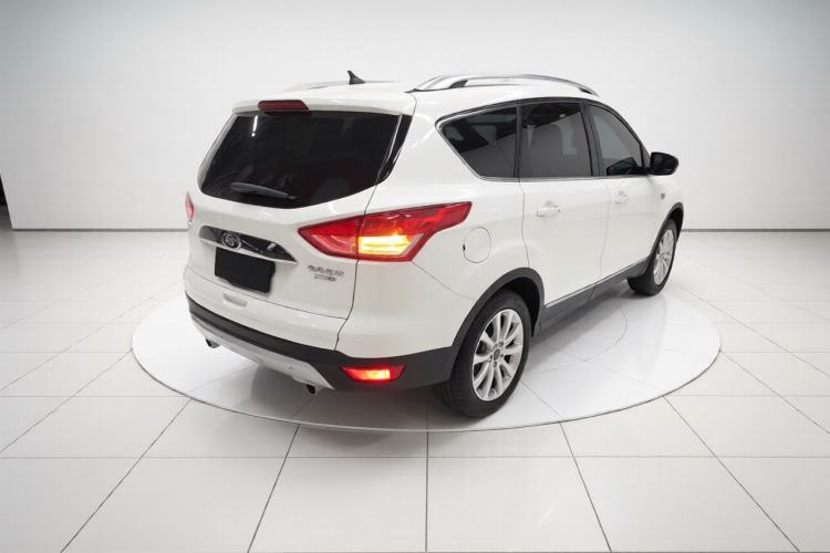 Used Ford Kuga 2015 2.0L GTDi Four-Wheel Drive Elite Model Rear Right 45 Deg