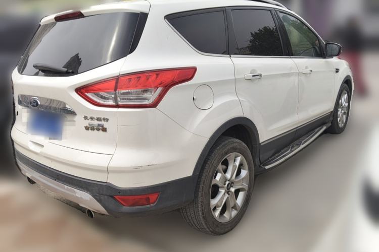 Used Ford Kuga 2015 2.0L GTDi Four-Wheel-Drive Sport Model Rear Right 45 Deg
