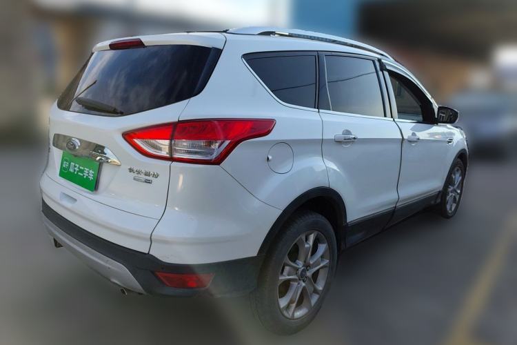 Used Ford Kuga 2015 2.0L GTDi Four-Wheel-Drive Sport Model Rear Right 45 Deg