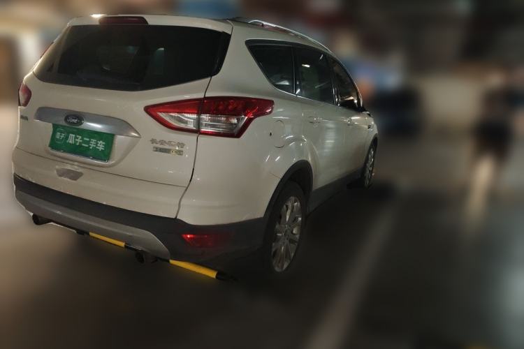 Used Ford Kuga 2015 1.5L GTDi Two-Wheel Drive Fashion Edition Rear Right 45 Deg