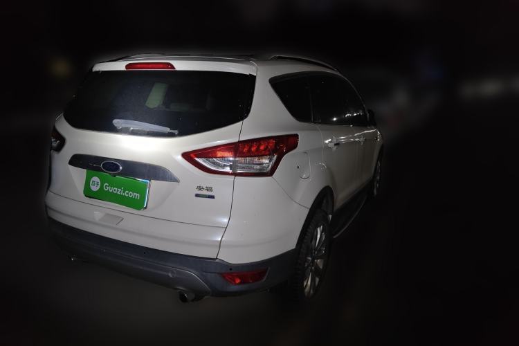 Used Ford Kuga 2015 1.5L GTDi Four-Wheel-Drive Elite Model Rear Right 45 Deg