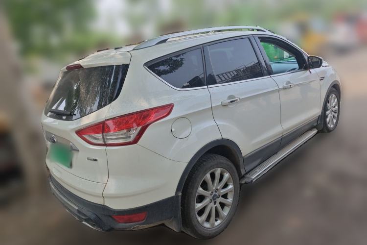 Used Ford Kuga 2015 2.0L GTDi Four-Wheel-Drive Sport Model Rear Right 45 Deg