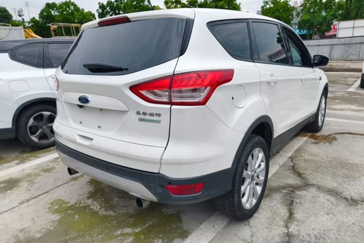Used Ford Kuga 2015 1.5L GTDi Two-Wheel-Drive Comfort Model Rear Right 45 Deg