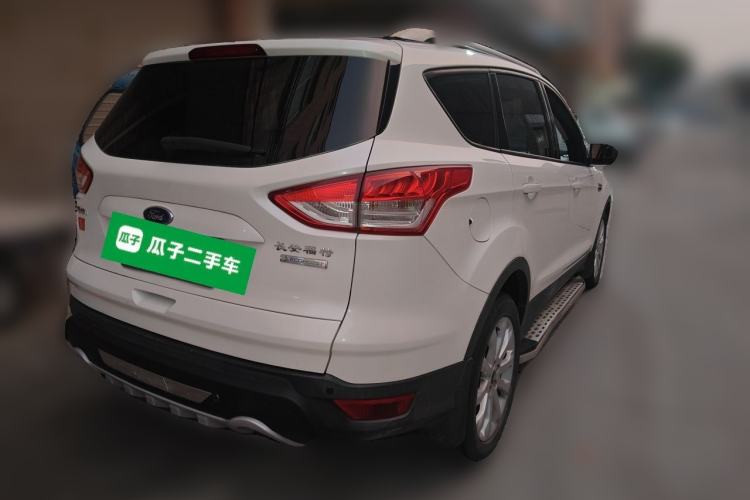 Used Ford Kuga 2015 1.5L GTDi Two-Wheel-Drive Comfort Model Rear Right 45 Deg