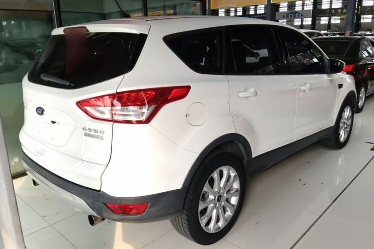 Used Ford Kuga 2015 1.5L GTDi Two-Wheel-Drive Comfort Model Rear Right 45 Deg