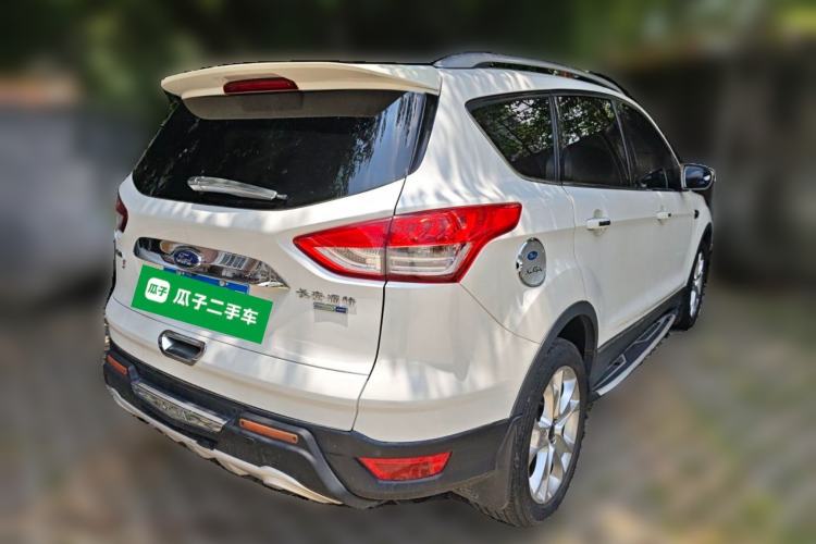 Used Ford Kuga 2015 2.0L GTDi Four-Wheel-Drive Sport Model Rear Right 45 Deg