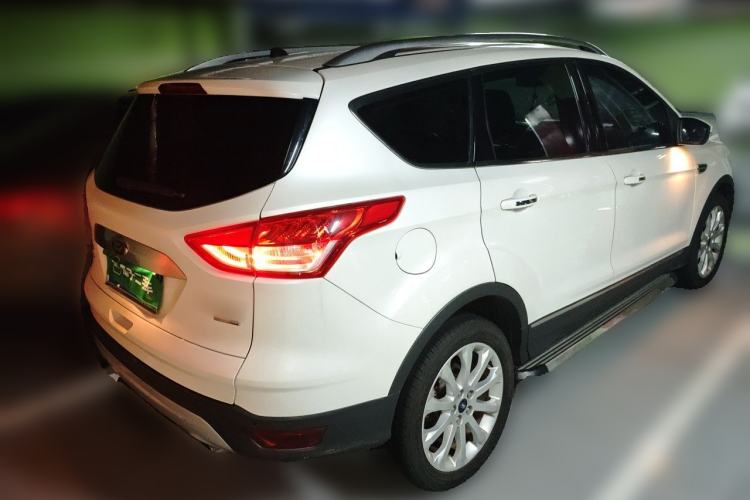 Used Ford Kuga 2015 2.0L GTDi Four-Wheel Drive Prestige Model Rear Right 45 Deg