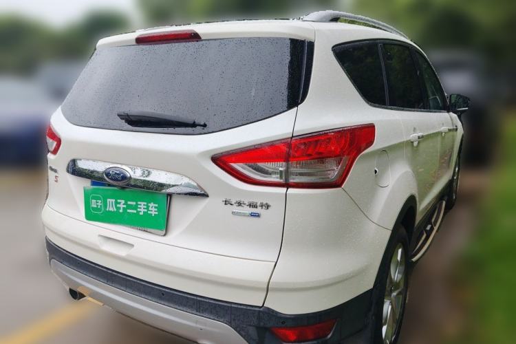 Used Ford Kuga 2015 2.0L GTDi Four-Wheel-Drive Sport Model Rear Right 45 Deg