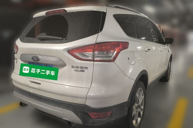 Used Ford Kuga 2015 2.0L GTDi Four-Wheel-Drive Sport Model Rear Right 45 Deg