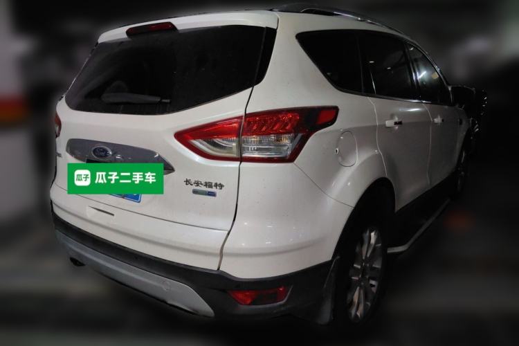 Used Ford Kuga 2015 1.5L GTDi Four-Wheel-Drive Elite Model Rear Right 45 Deg